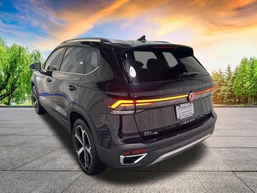 2025 Volkswagen Taos 1.5T SEL