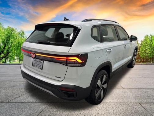2025 Volkswagen Taos 1.5T S