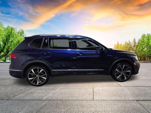 2022 Volkswagen Tiguan 2.0T SEL R-Line