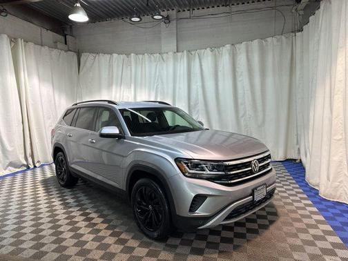 2022 Volkswagen Atlas 3.6L SE w/Technology