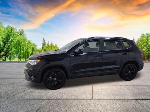 2026 Volkswagen Taos 1.5T SE Black