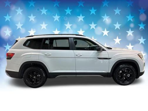 2025 Volkswagen Atlas 2.0T SE