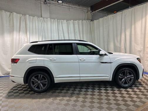 2021 Volkswagen Atlas 3.6L SE w/Technology