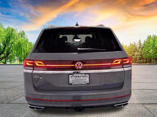 2026 Volkswagen Atlas 2.0T SEL Premium R-Line