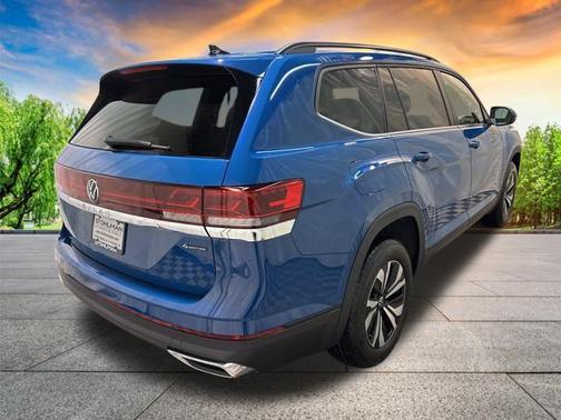 2025 Volkswagen Atlas 2.0T SE