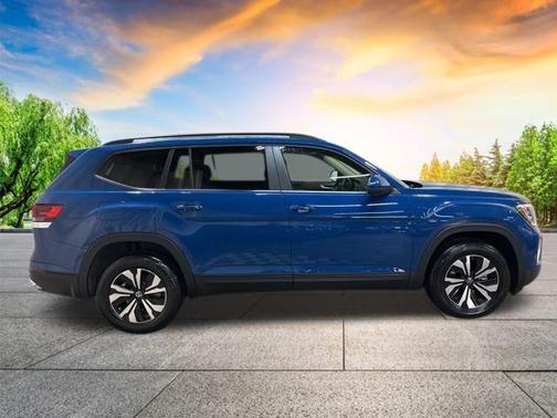 2025 Volkswagen Atlas 2.0T SE