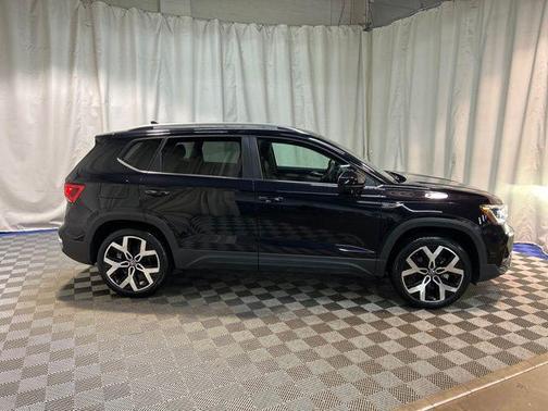 2022 Volkswagen Taos 1.5T SEL