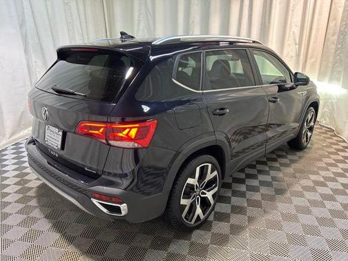 2022 Volkswagen Taos 1.5T SEL