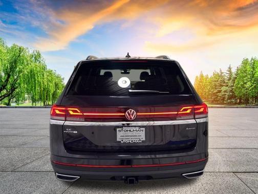 2025 Volkswagen Atlas 2.0T SE w/Technology 4MOTION