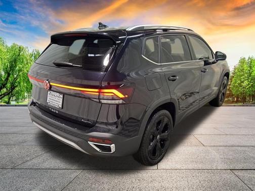 2025 Volkswagen Taos 1.5T SEL