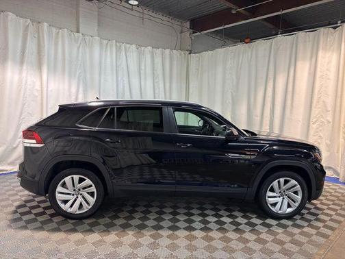 2020 Volkswagen Atlas Cross Sport 3.6L V6 SE w/Technology