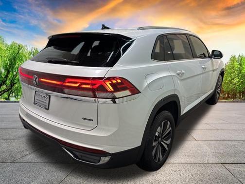 2026 Volkswagen Atlas Cross Sport 2.0T SE