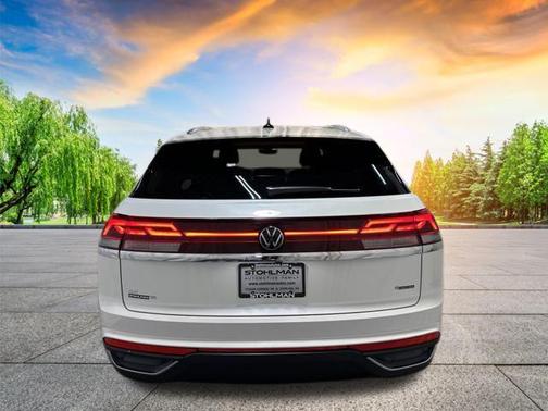 2026 Volkswagen Atlas Cross Sport 2.0T SE