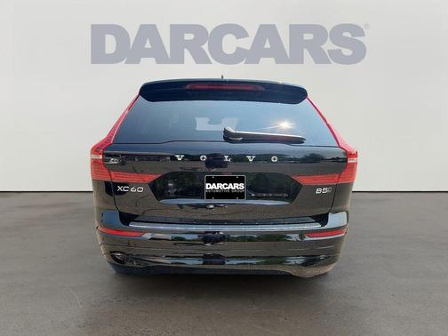 2023 Volvo XC60 B5 Core