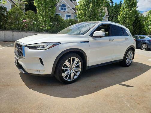 2022 INFINITI QX50 SENSORY AWD