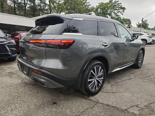 2023 INFINITI QX60 SENSORY