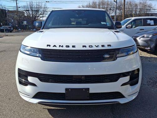 2024 Land Rover Range Rover Sport SE