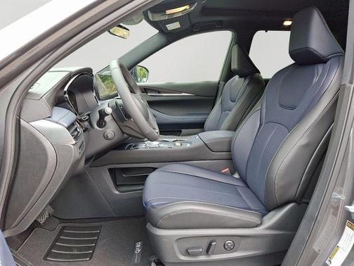 2026 INFINITI QX60 Base