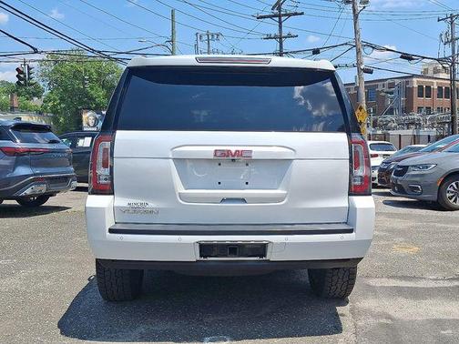2016 GMC Yukon SLT