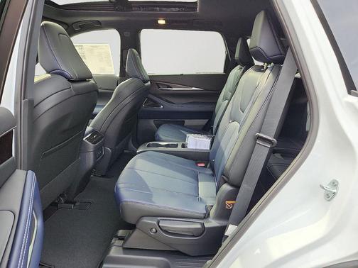 2026 INFINITI QX60 Base