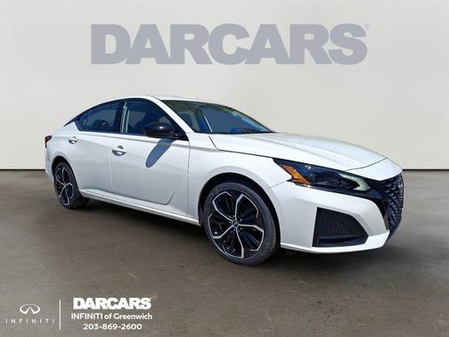 Glacier White 2025 Nissan Altima SR AWD