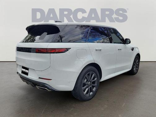 2024 Land Rover Range Rover Sport SE