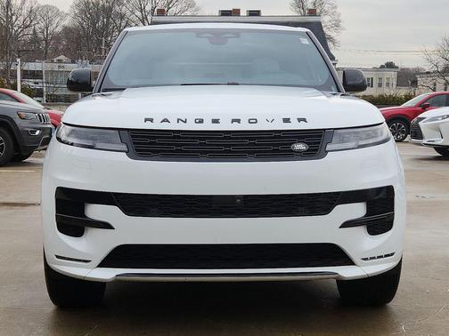 2024 Land Rover Range Rover Sport SE