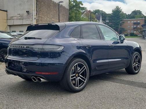 2021 Porsche Macan Turbo