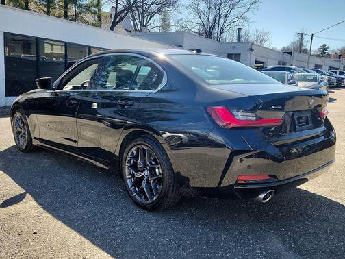 2025 BMW 330 i xDrive