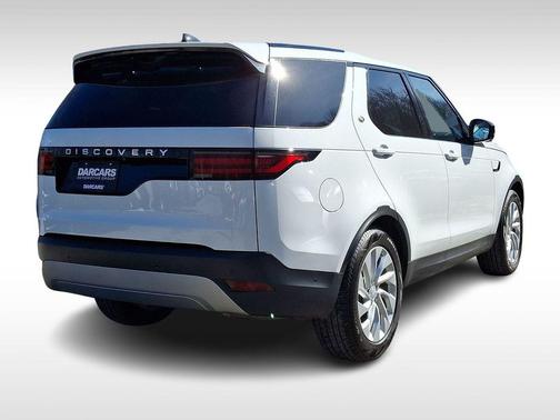 2024 Land Rover Discovery P300 S