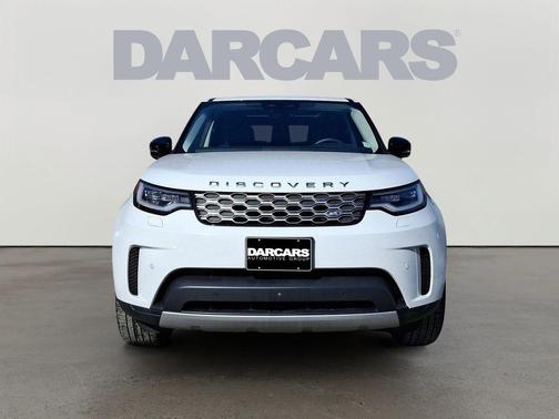 2024 Land Rover Discovery P300 S