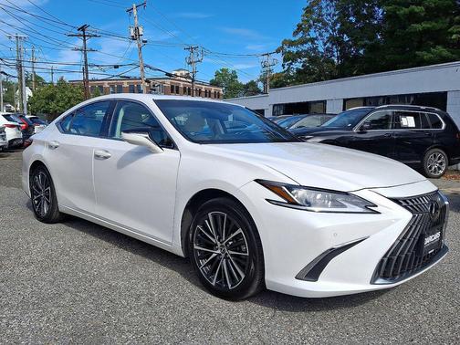 2022 Lexus ES 350 Premium