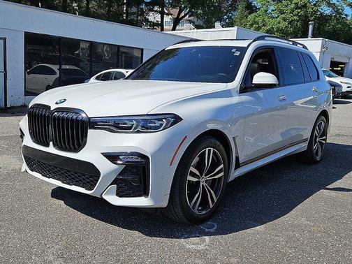 2022 BMW X7 xDrive40i