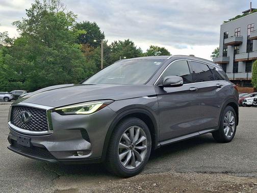 2022 INFINITI QX50 LUXE AWD