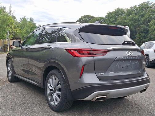2022 INFINITI QX50 LUXE AWD