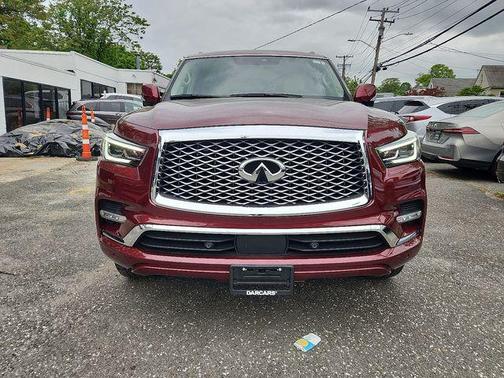 2022 INFINITI QX80 Luxe