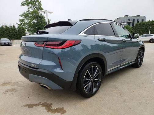2023 INFINITI QX55 LUXE