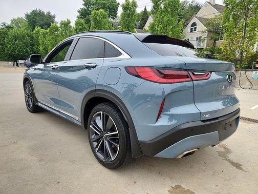 2023 INFINITI QX55 LUXE