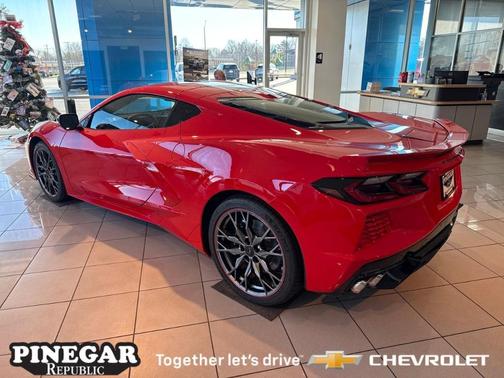 2026 Chevrolet Corvette Stingray w/2LT