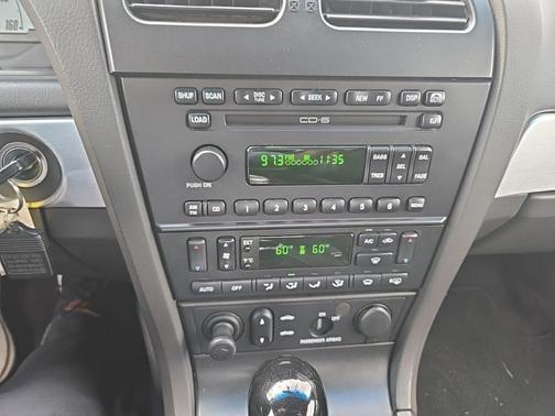 2002 Ford Thunderbird Premium