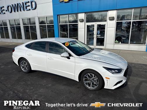 2023 Hyundai SONATA SEL