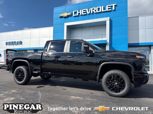 2026 Chevrolet Silverado 2500 Custom