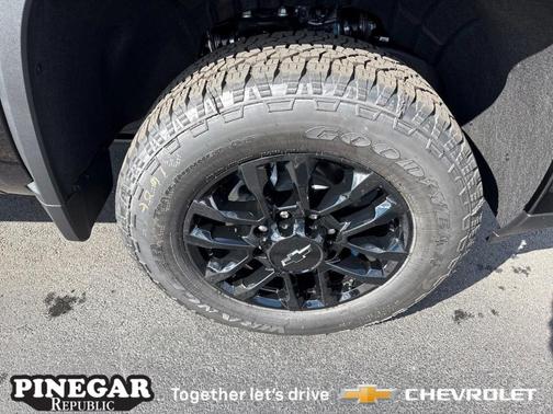 2026 Chevrolet Silverado 2500 Custom