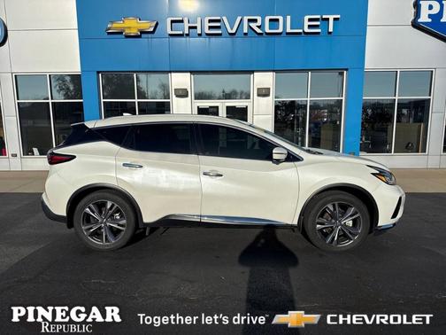 2022 Nissan Murano Platinum