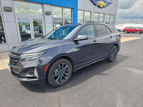 Gray 2022 Chevrolet Equinox RS