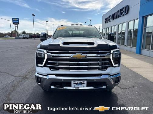 2025 Chevrolet Silverado 3500 LTZ