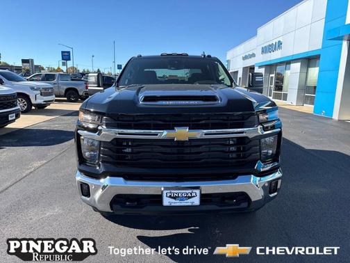 2026 Chevrolet Silverado 3500 LT