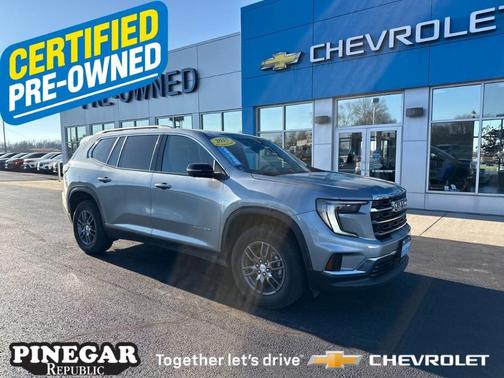 2025 GMC Acadia Elevation