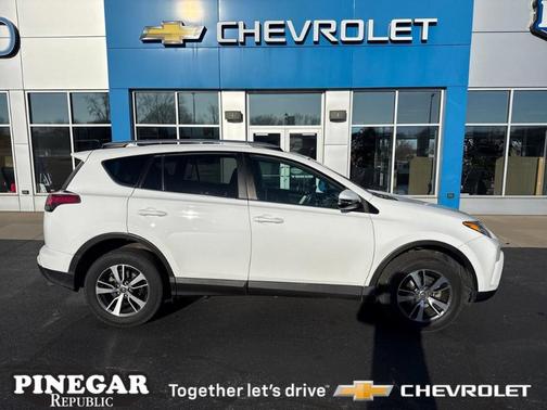 2016 Toyota RAV4 XLE