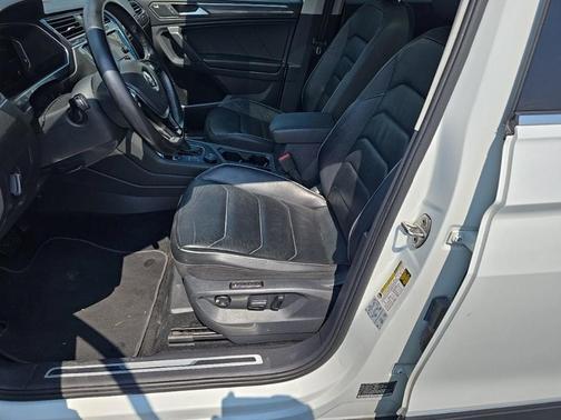 2019 Volkswagen Tiguan 2.0T SEL Premium